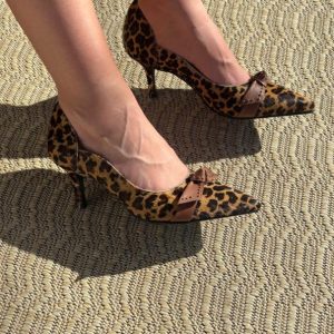 Scarpin Laço Animal Print